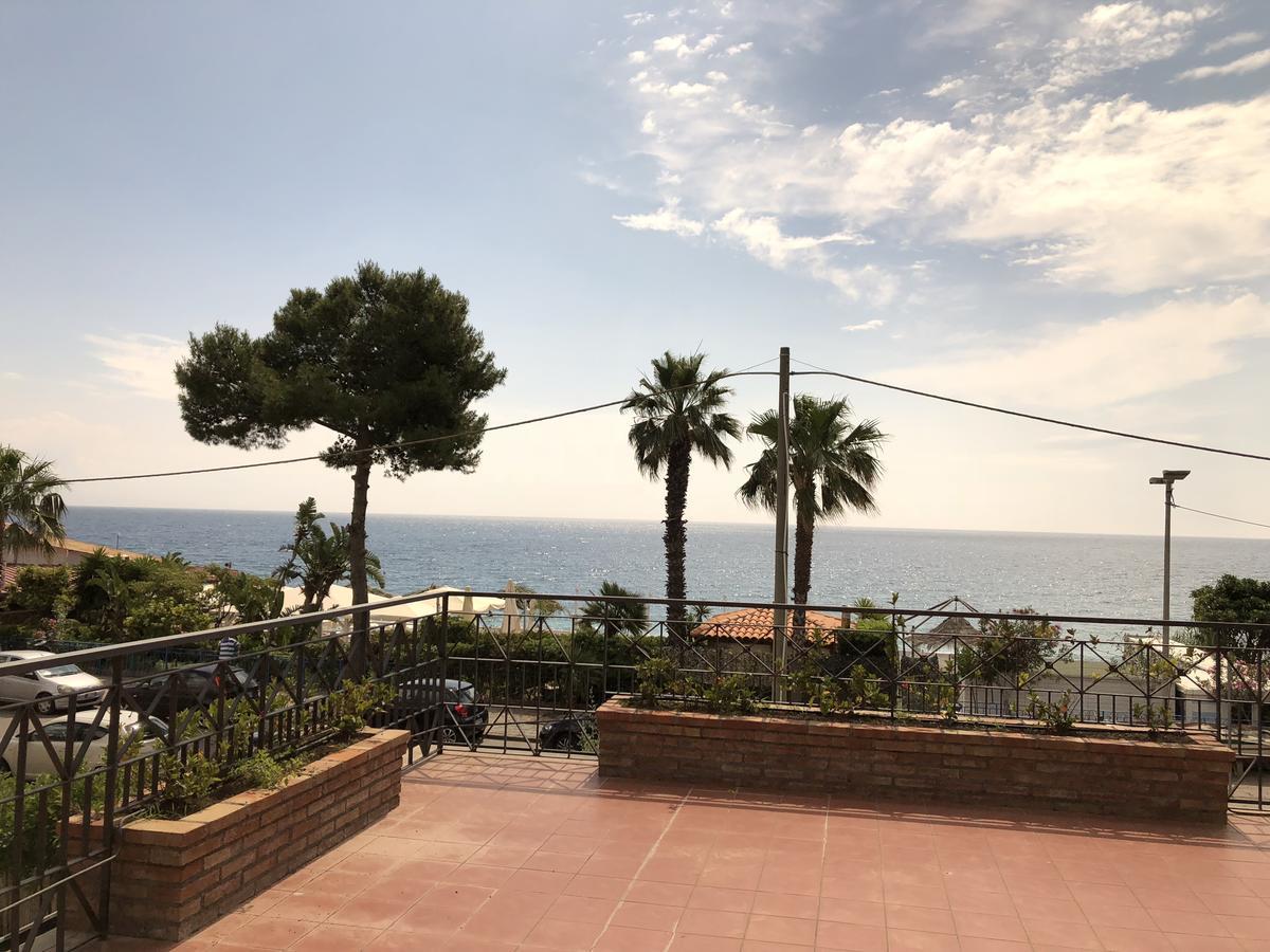 Taormina Hotel Calipso Маццео Экстерьер фото